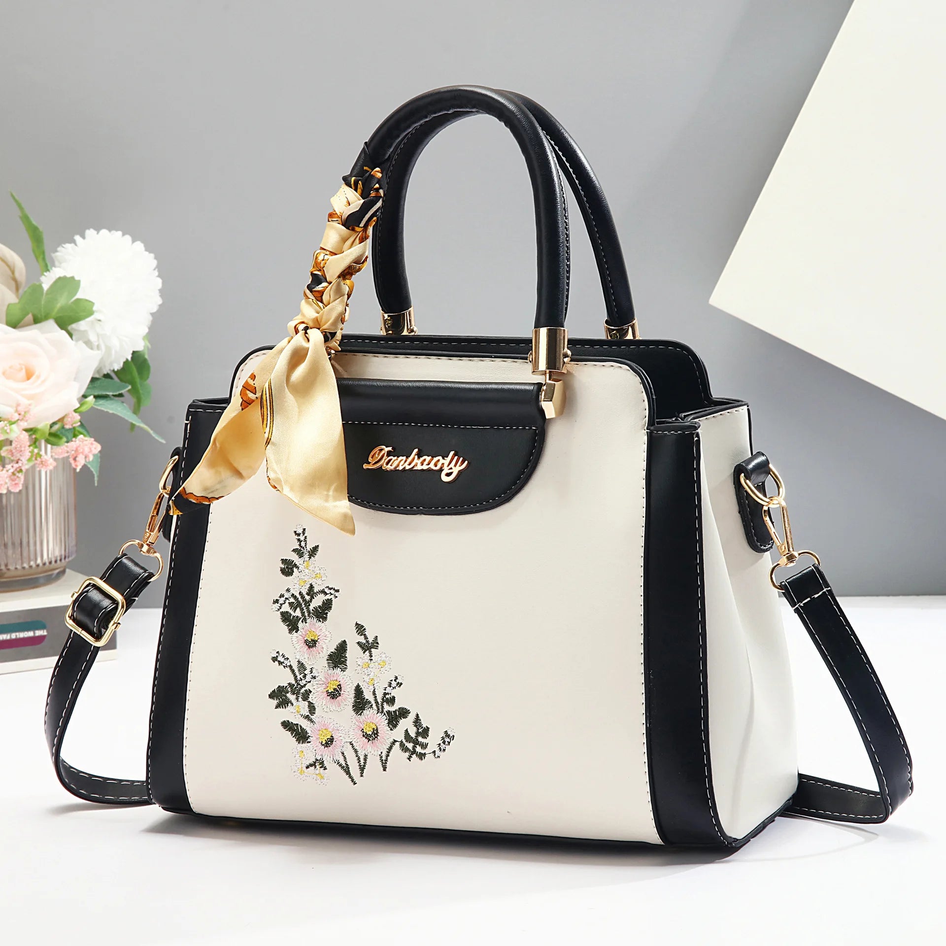 Women’s Large Capacity Canvas Tote Bag