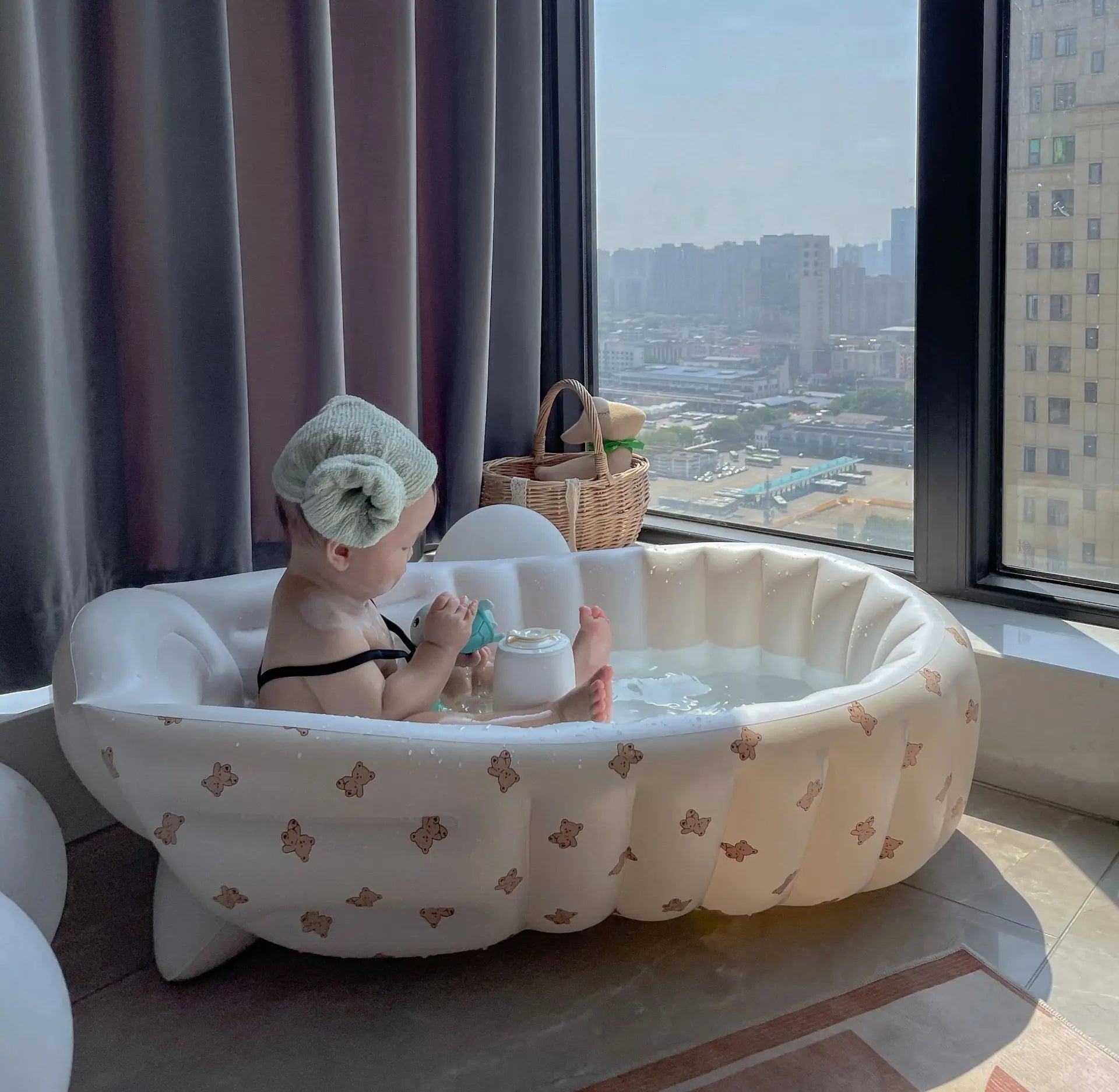 Inflatable Baby Swimming Pool & Bathtub